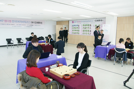 포스코켐텍, 적지에서 활짝 웃었다