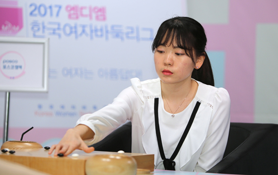 김채영, 12승2패로 정규시즌 다승왕 등극